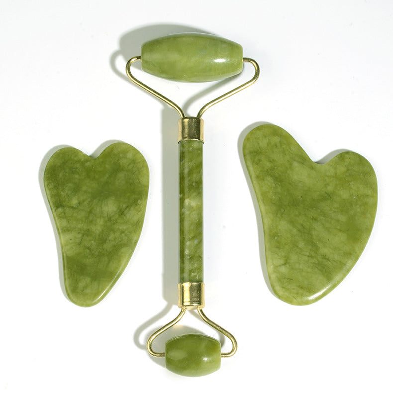 Gua Sha Before or After Skincare? Gel, Oil & Gua Sha Order